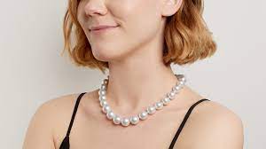 pearl necklace